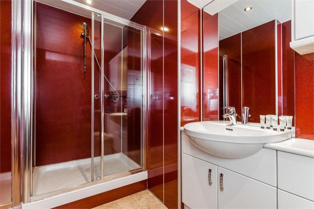 Chapel Street 42B First Floor 1-Bedroom Apartment, Aberdeen City Center Exterior foto